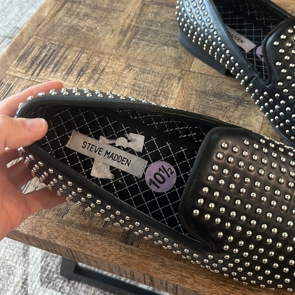 Steve Madden Men’s Studded Smoking Loafer Capitil - Picture 6 of 11